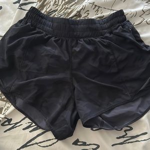 Lululemon Hotty Hot shorts